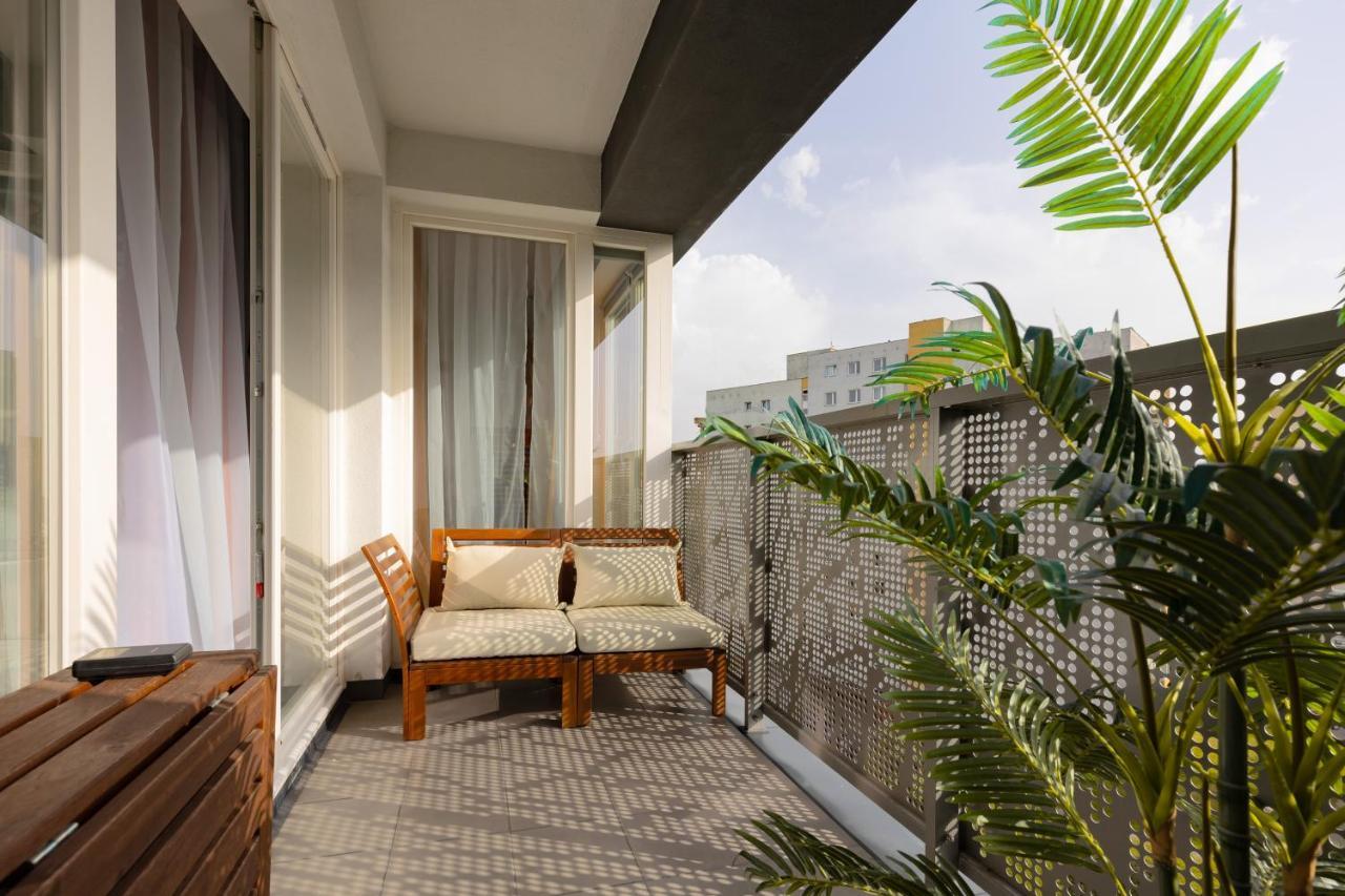 Lakeview Apartment Kapelanów Armii Krajowej by Renters Varsovia Exterior foto