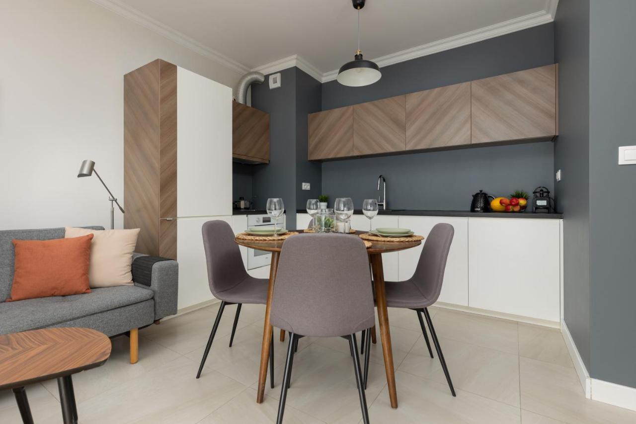 Lakeview Apartment Kapelanów Armii Krajowej by Renters Varsovia Exterior foto