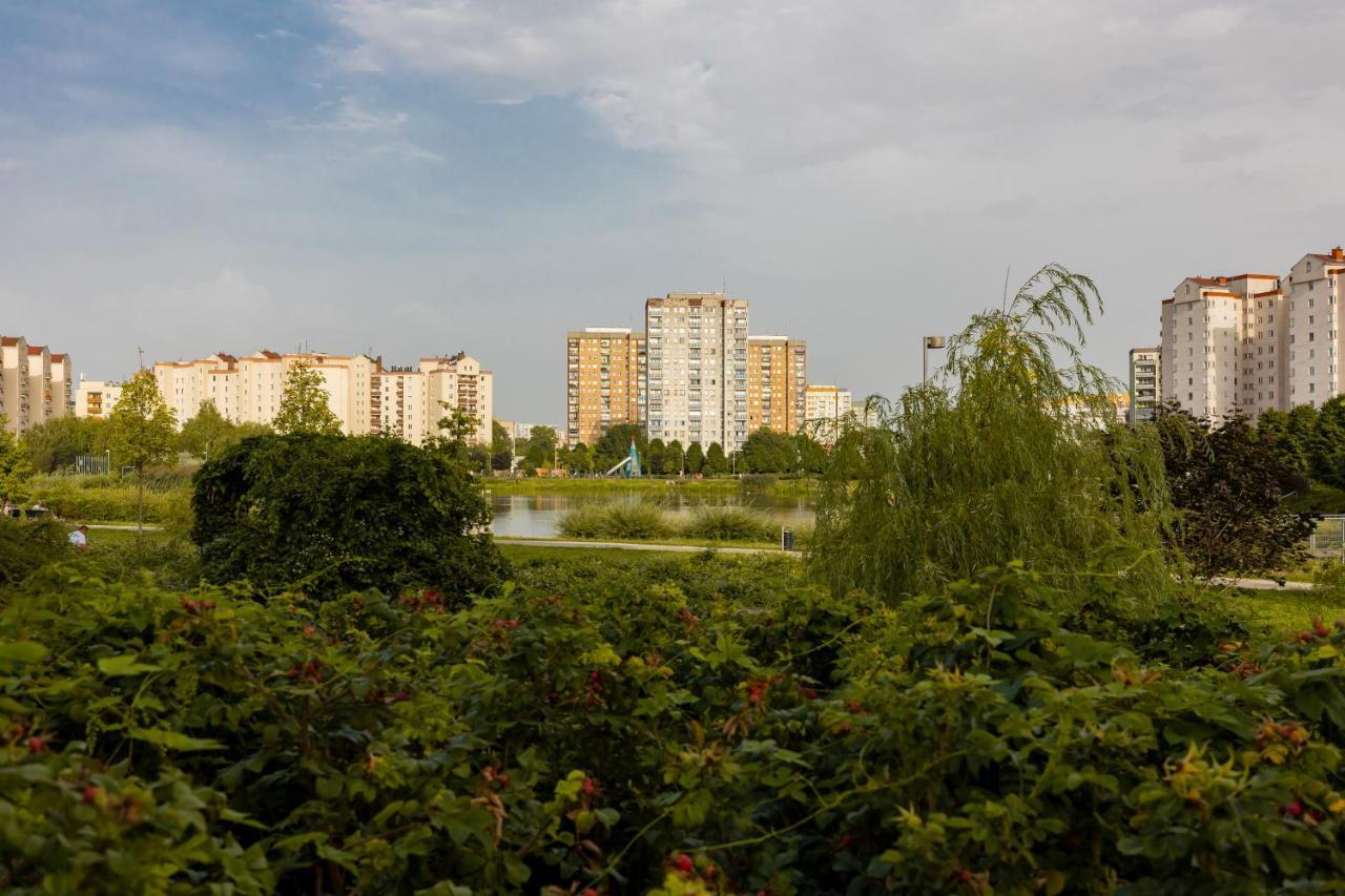 Lakeview Apartment Kapelanów Armii Krajowej by Renters Varsovia Exterior foto