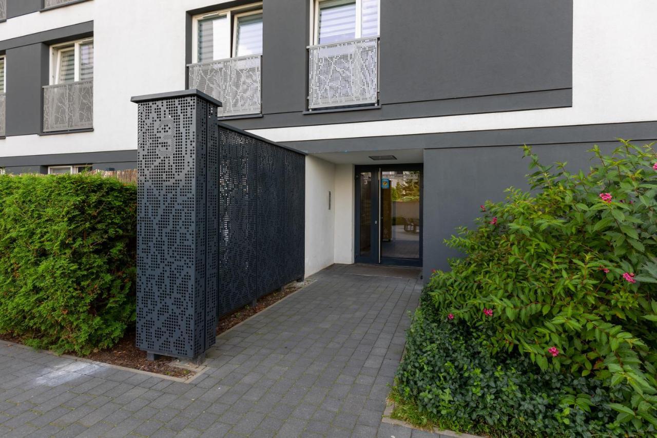Lakeview Apartment Kapelanów Armii Krajowej by Renters Varsovia Exterior foto